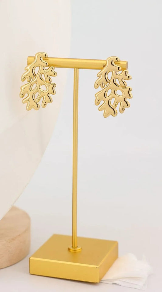 Golden Coral Studs
