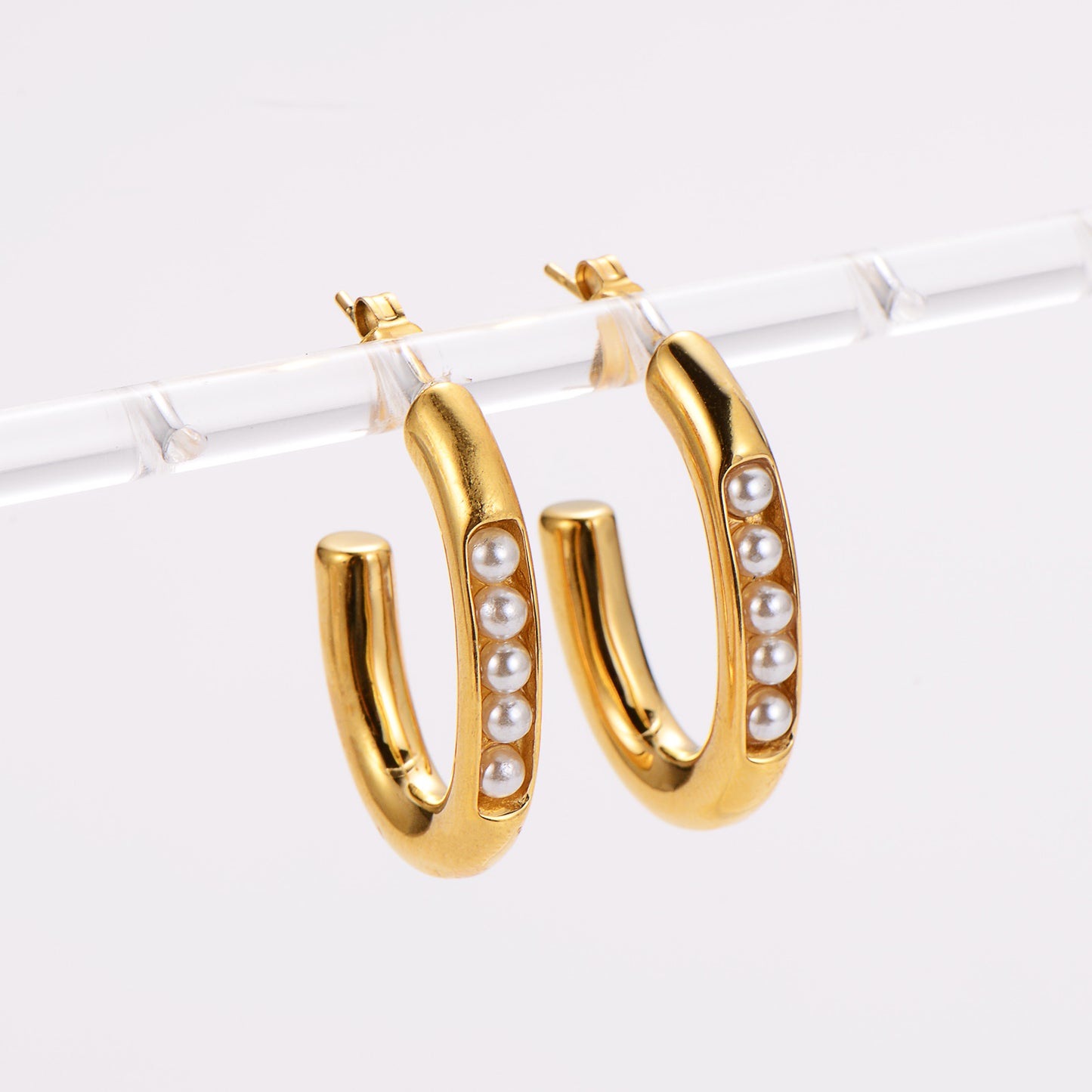 U-Pearl Gleam Studs