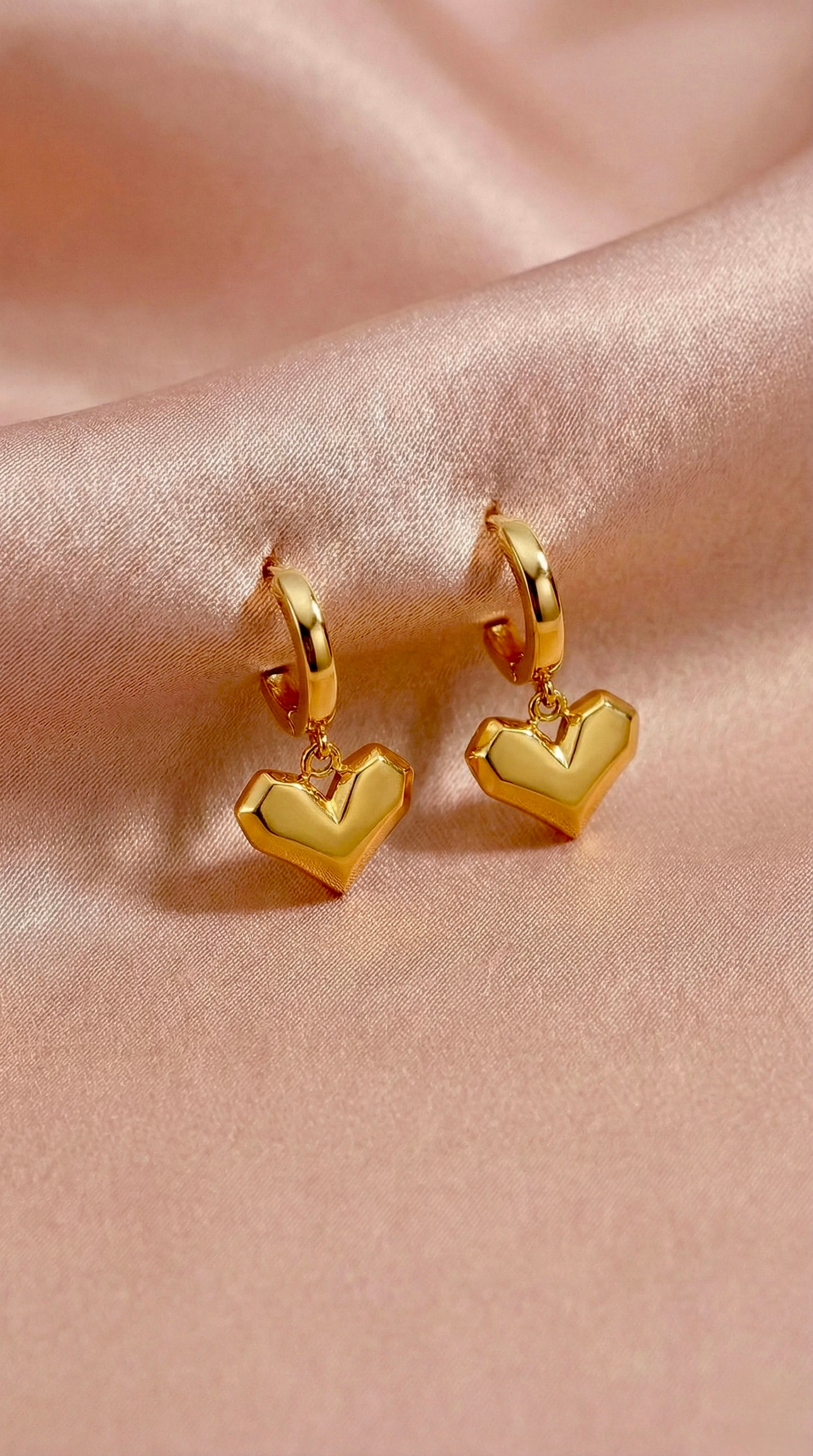 Sculpted Heart Drops
