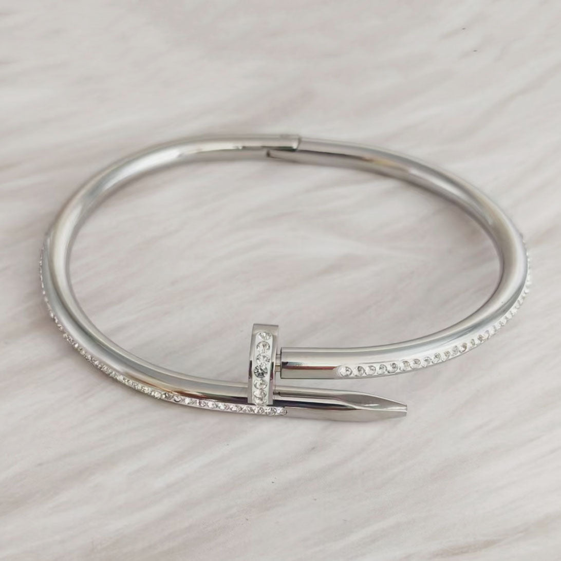 Rhinestone Nail bracelet