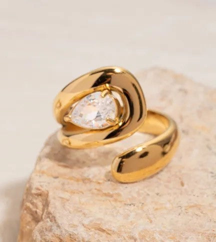 Ivory Oval Zircon Ring